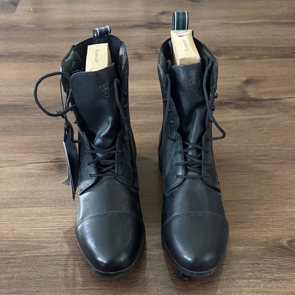 🐴 NWT Ariat Women's Black Lace Up Heritage IV Paddock Boot. Size 10 🐴 - Picture 2 of 7